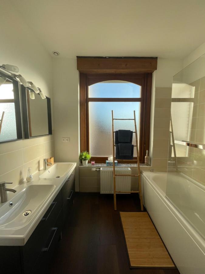 52 Apartment Bailleul  Luaran gambar